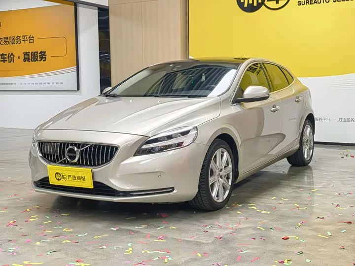 Volvo V40