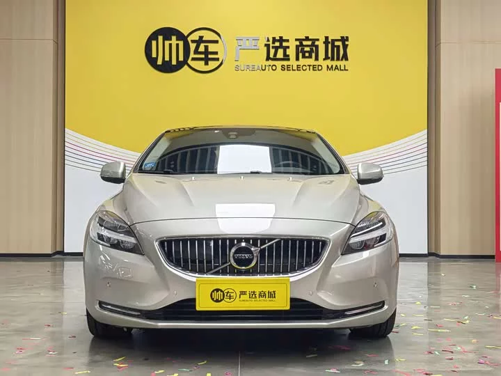 Volvo V40