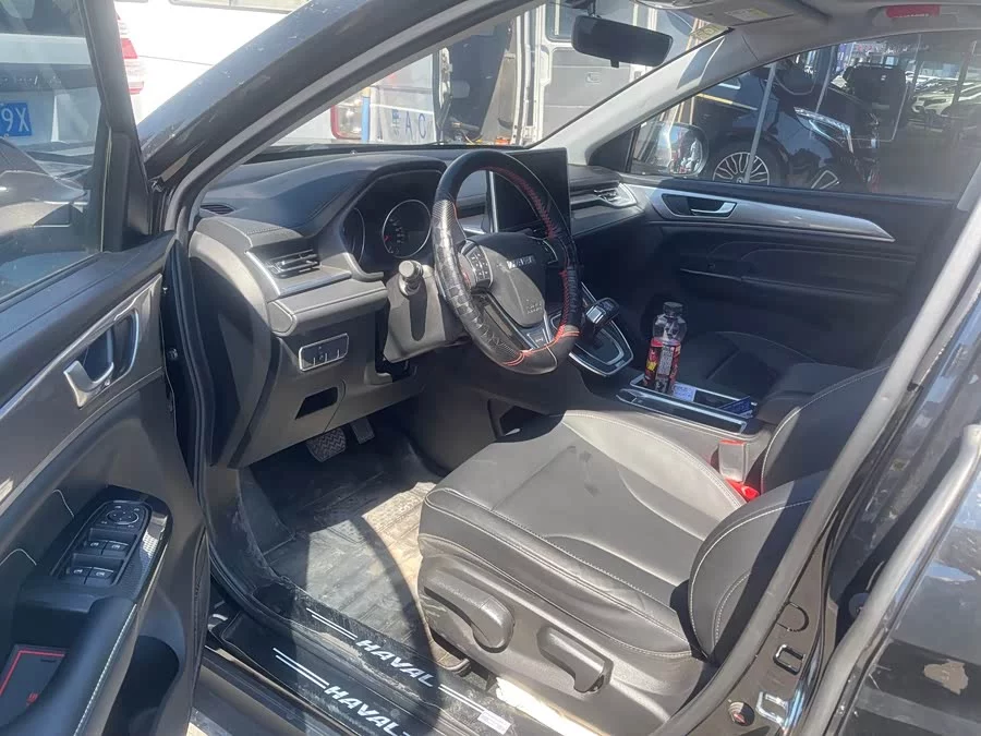 Haval M6