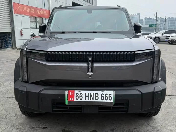 iCAR 03