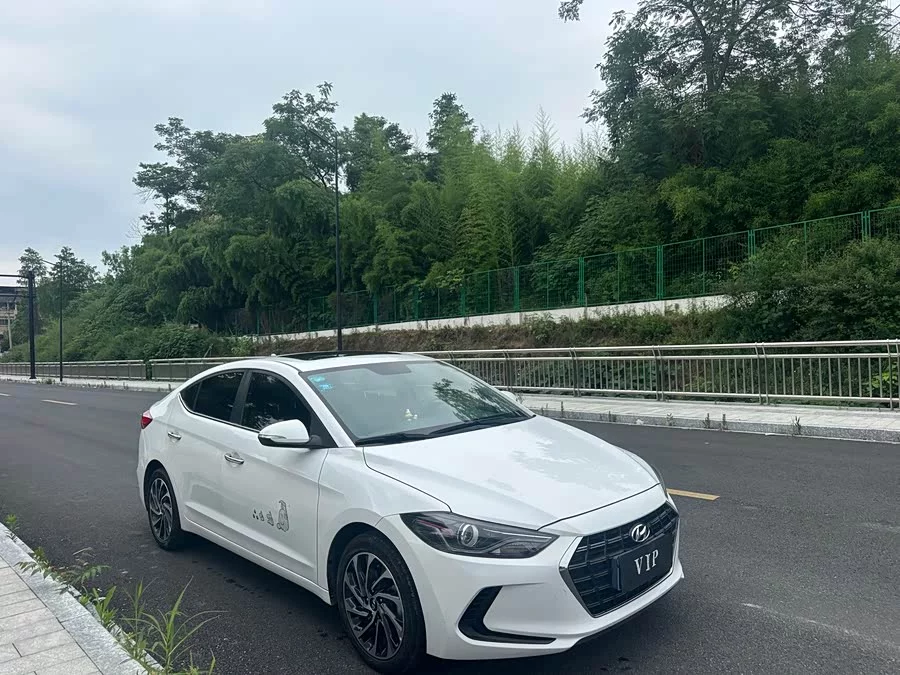 Hyundai elantra