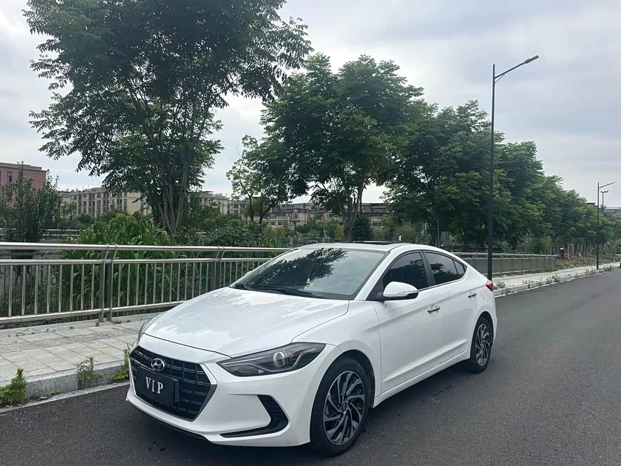 Hyundai elantra
