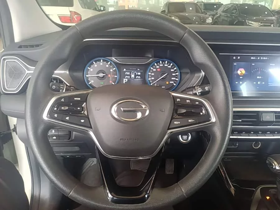 GAC Trumpchi GS4