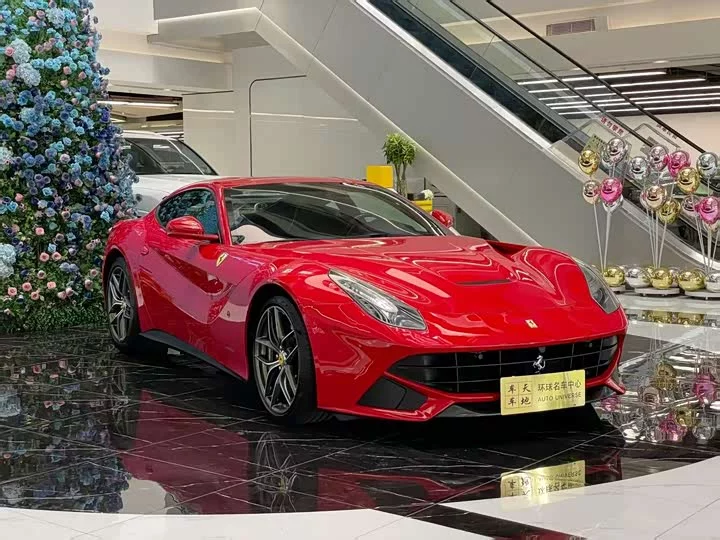ferrari F12berlinetta