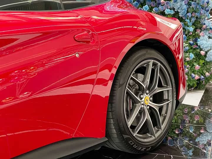 ferrari F12berlinetta