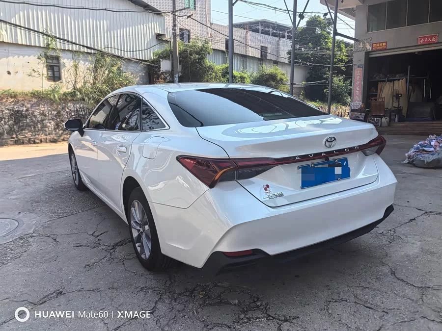 Toyota Avalon