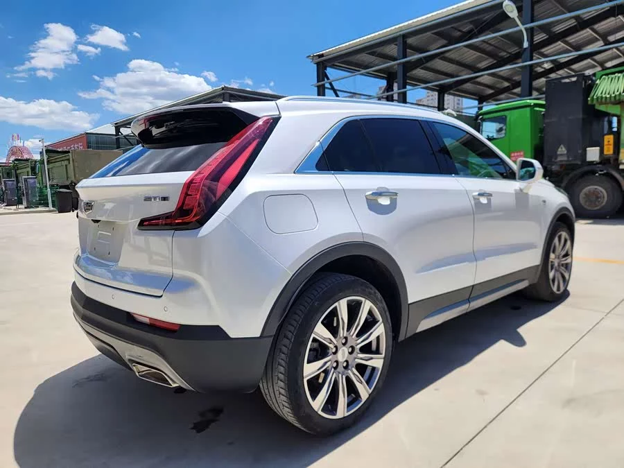 Cadillac XT4