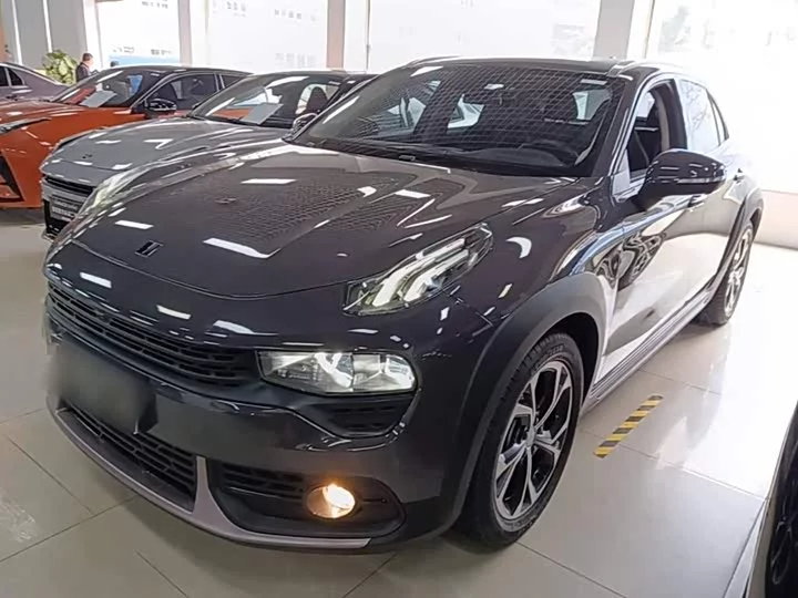 Lynk & Co 02