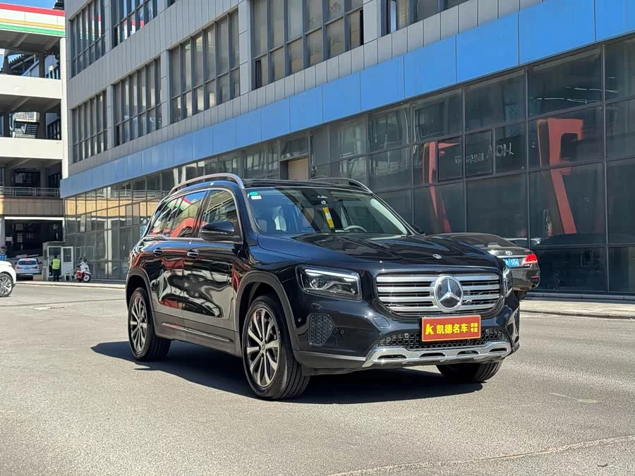 Mercedes Benz GLB