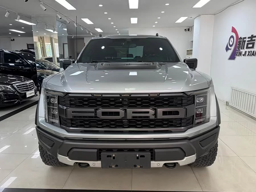 Ford F-150 Raptor