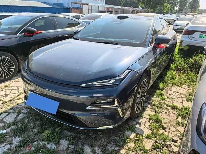 Geely Galaxy Star 8