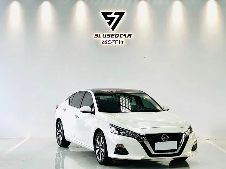 Nissan Teana