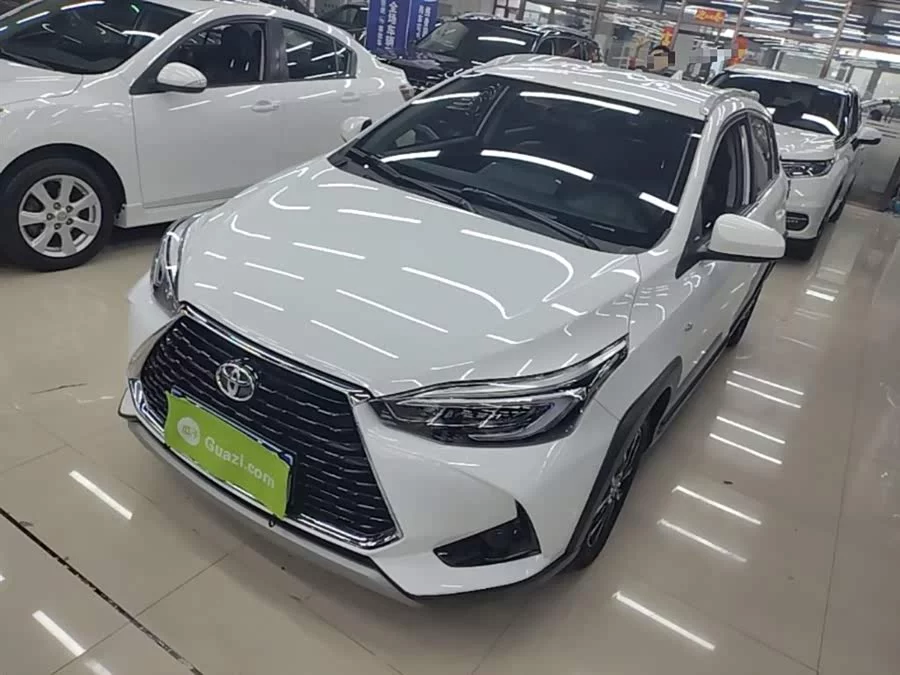Toyota YARiS L