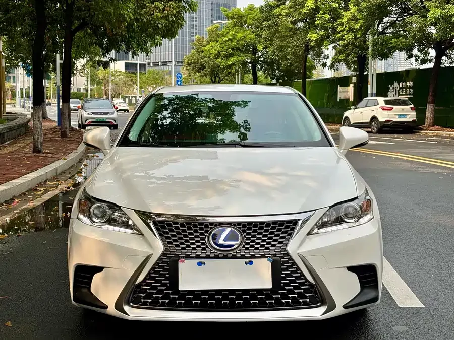 Lexus CT
