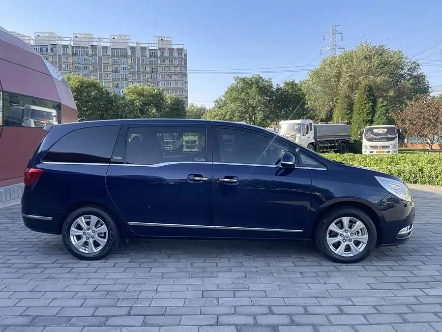 Buick GL8