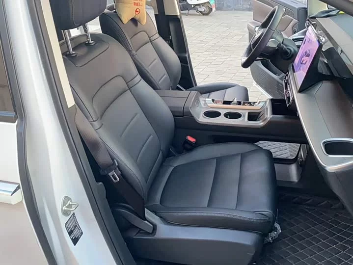 GAC Trumpchi E8 PHEV