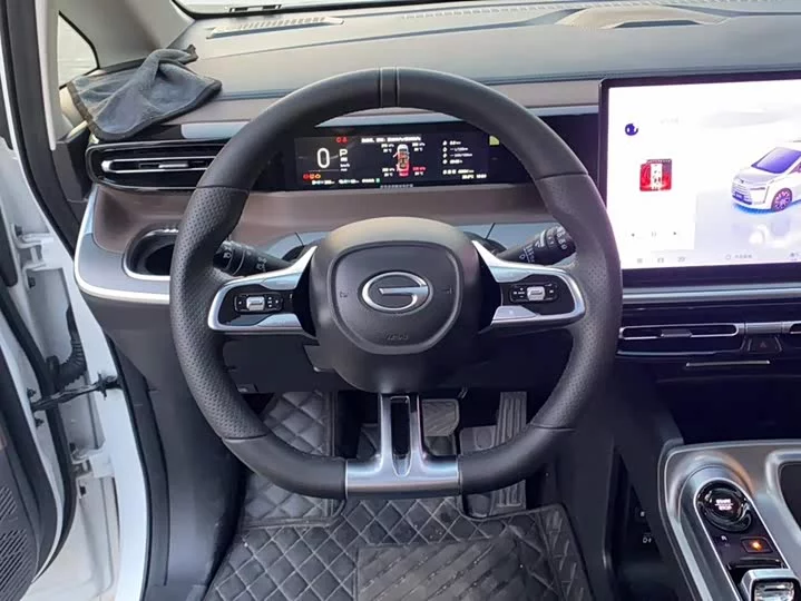GAC Trumpchi E8 PHEV