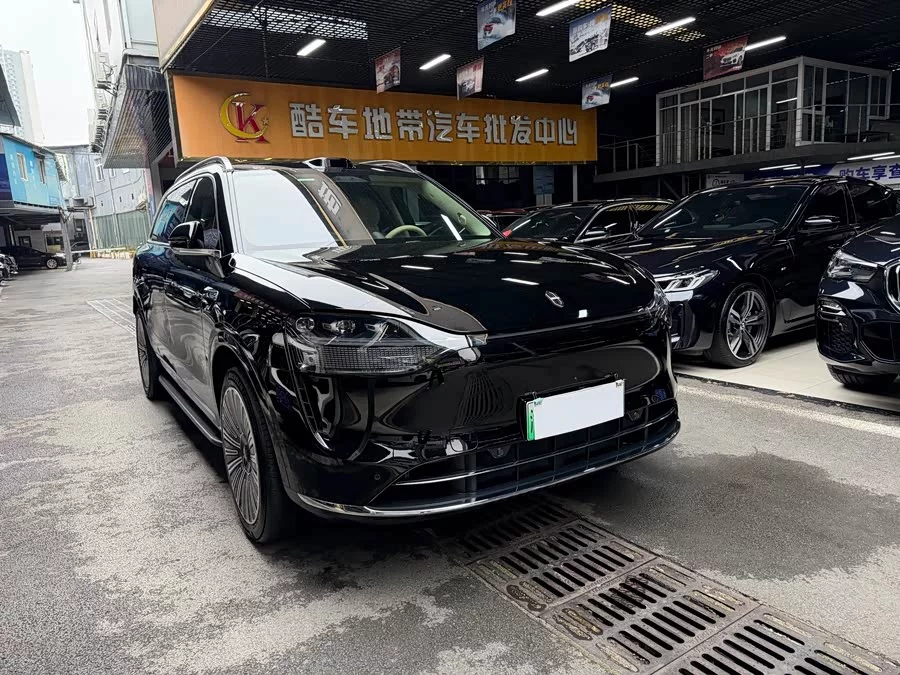 AITO Wenjie M9
