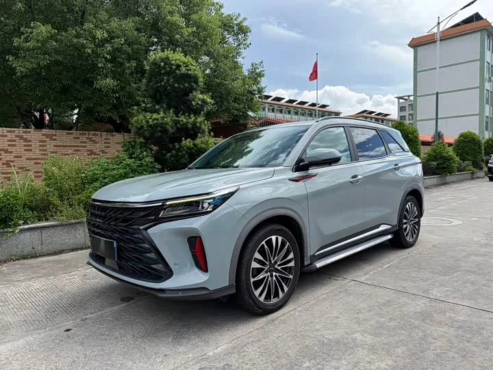 Dongfeng Fengon 580