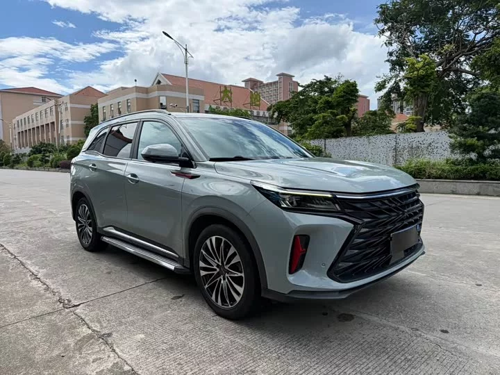 Dongfeng Fengon 580