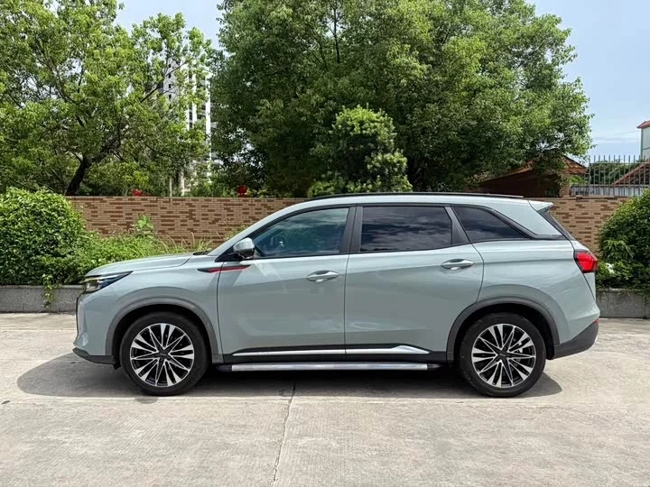 Dongfeng Fengon 580