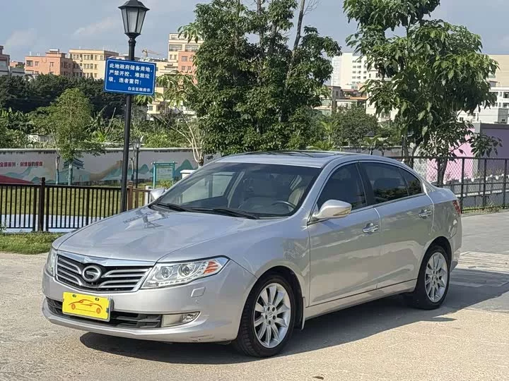 GAC Trumpchi GA5