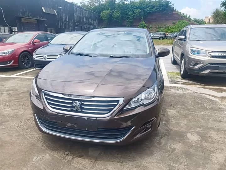 Peugeot 408