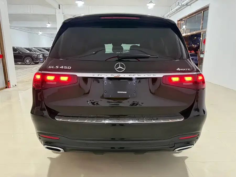Mercedes Benz GLS