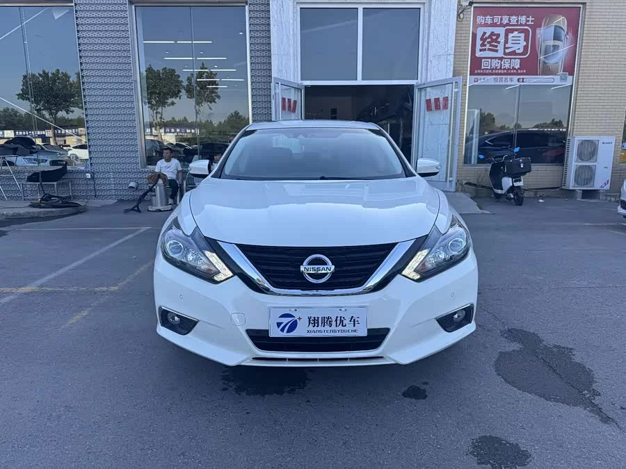 Nissan Teana