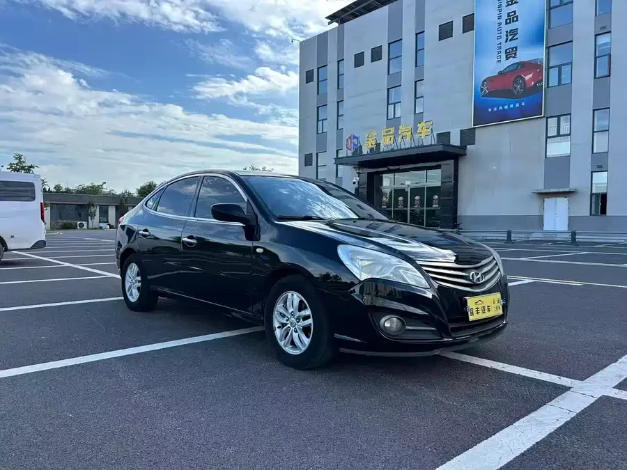 Hyundai Elantra / Celesta