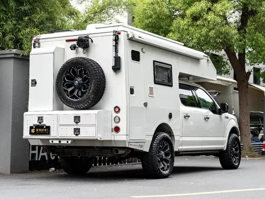 Ford F-150 Raptor