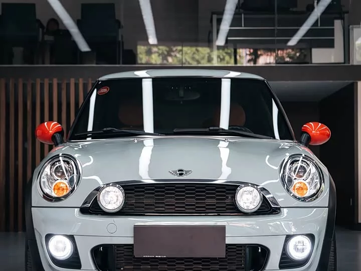 MINI 