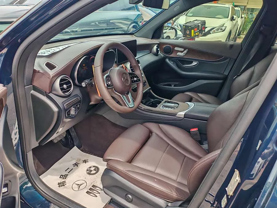 Mercedes Benz GLC