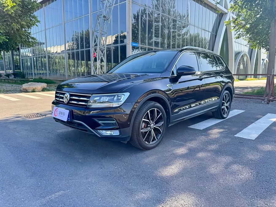 Volkswagen Tiguan L