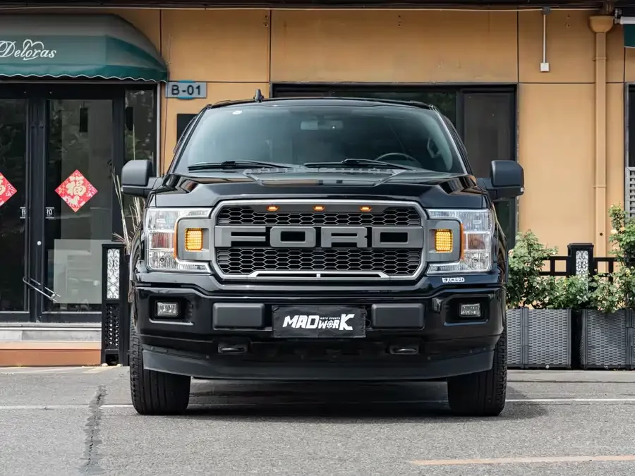 Ford F-150 Raptor