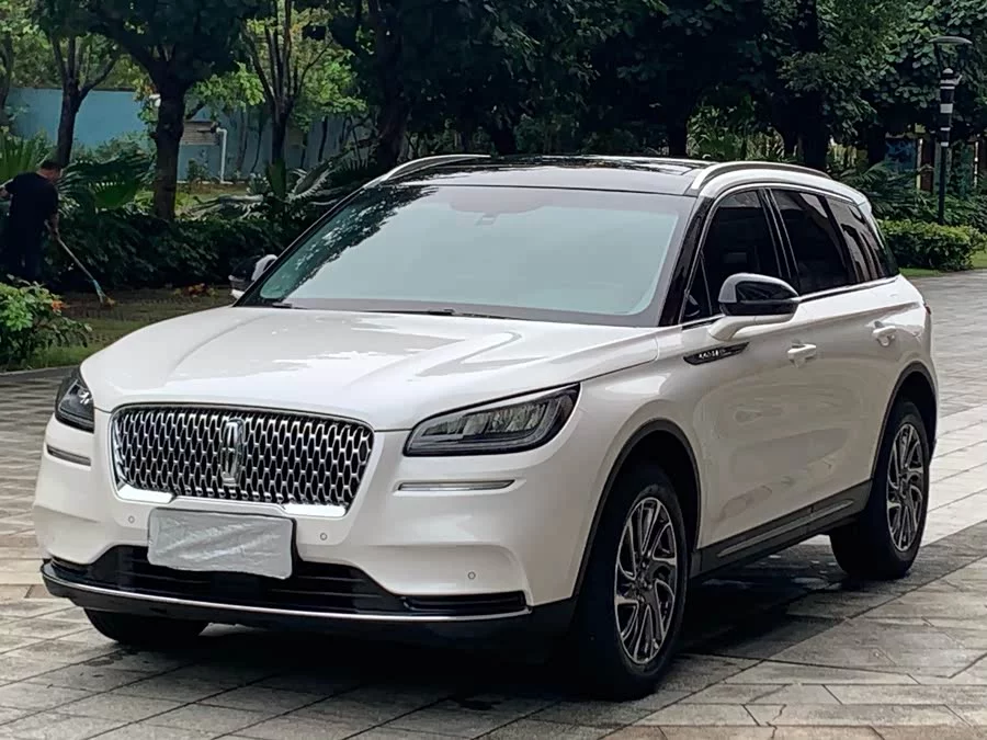 Lincoln Adventurer