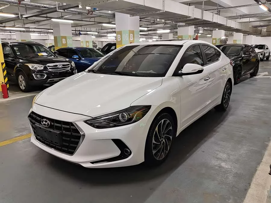 Hyundai elantra