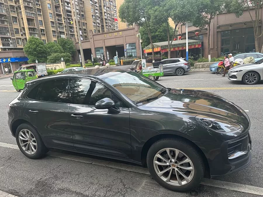 Porsche Macan