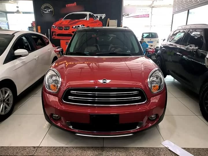 MINI COUNTRYMAN