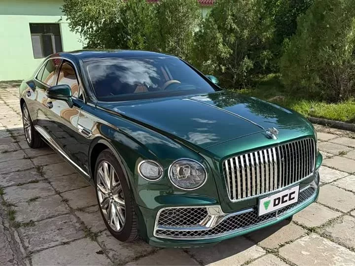 Bentley galloping