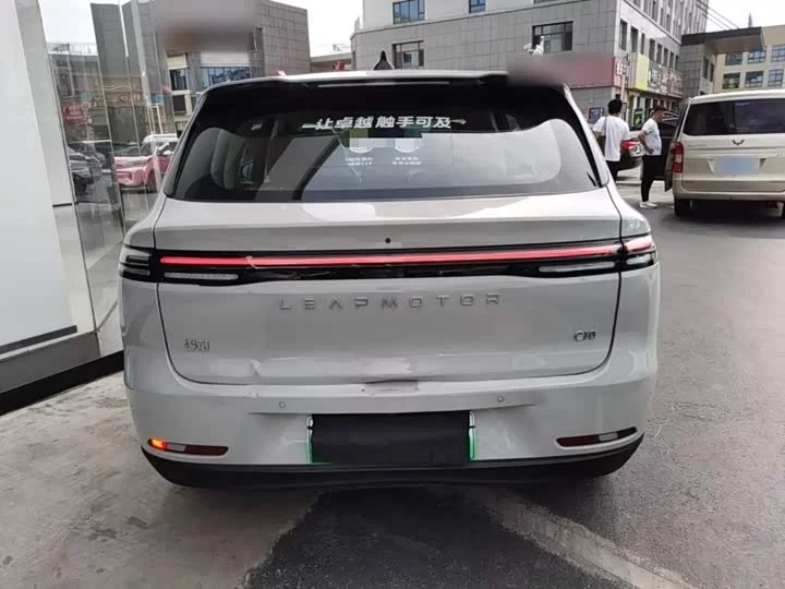 Leapmotor Zero running C10