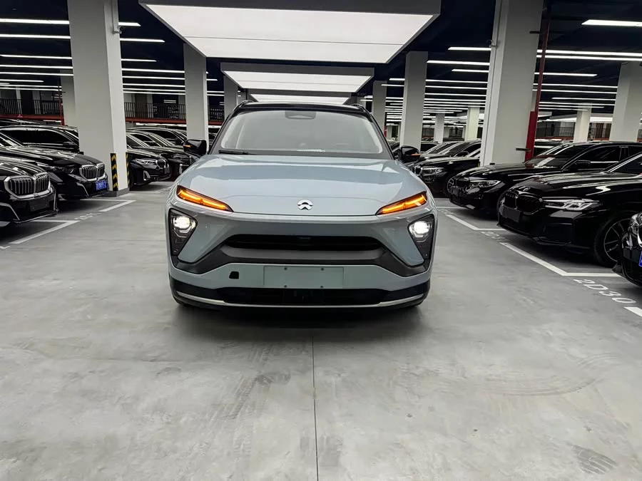 NIO ES6