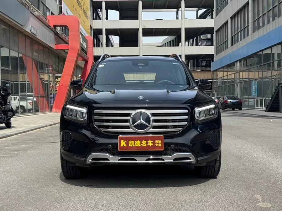 Mercedes Benz GLB