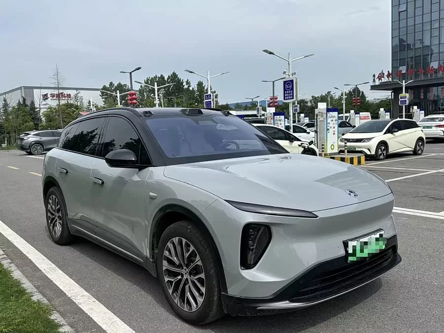 NIO ES6