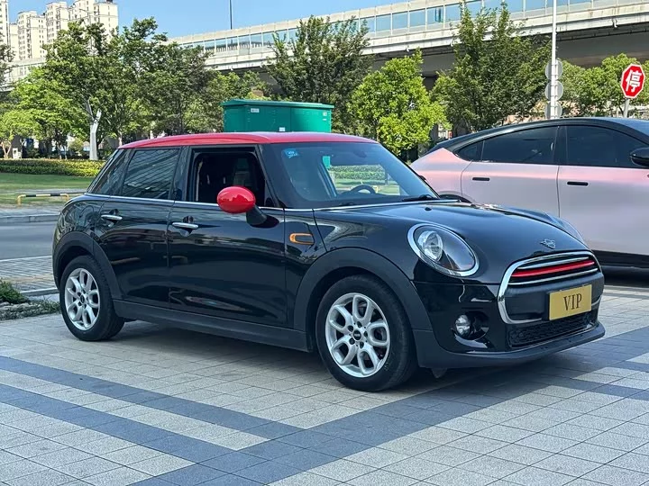MINI 