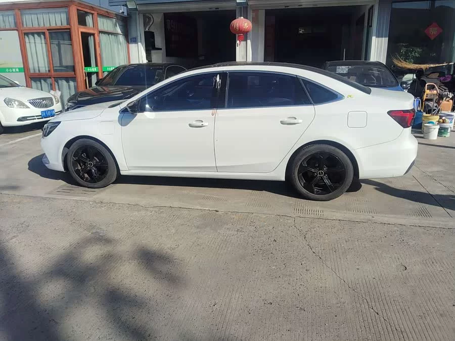 Roewe i6 MAX New Energy