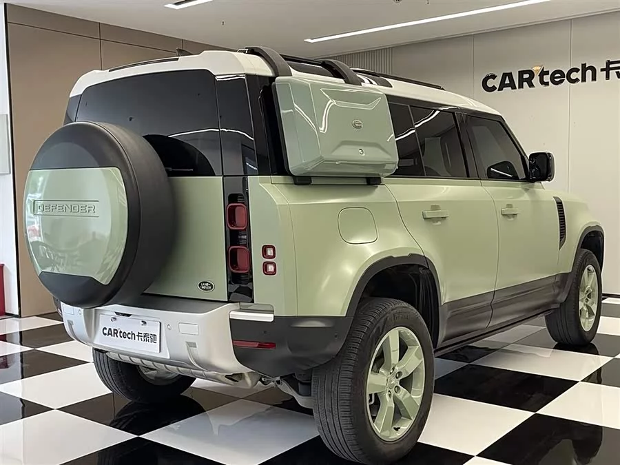 Land Rover guard