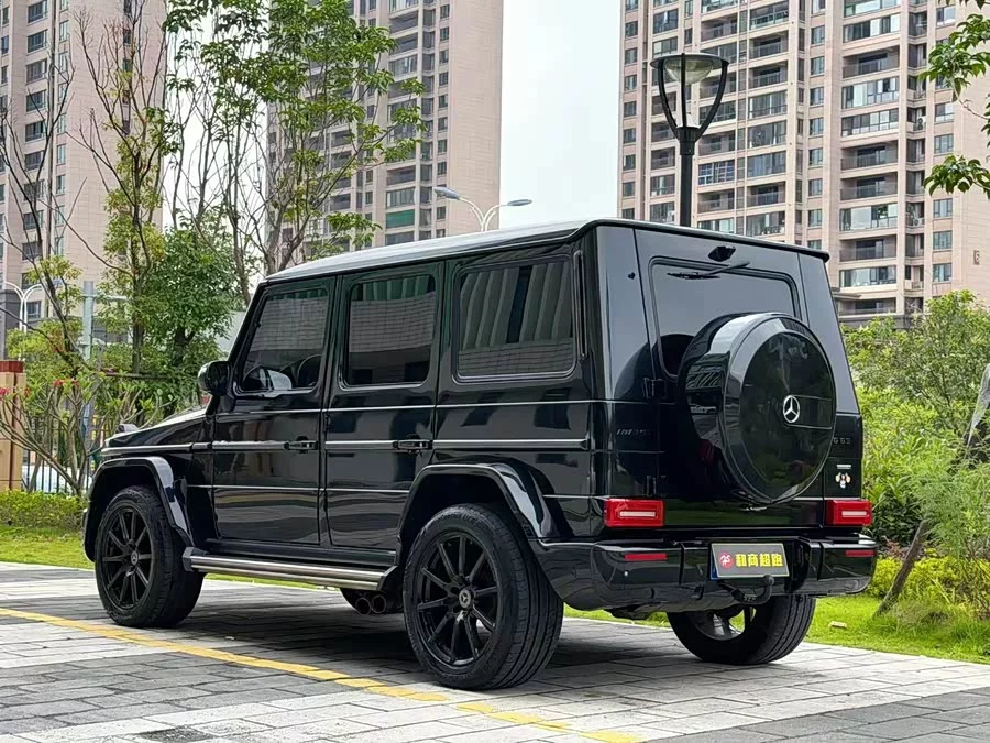 Mercedes Benz G-rated