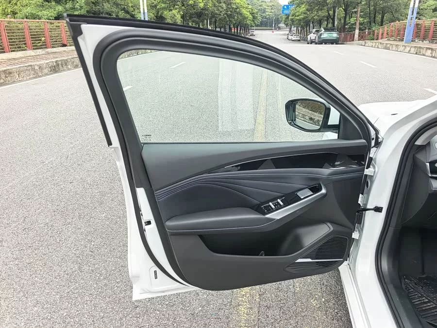 Geely Xingrui