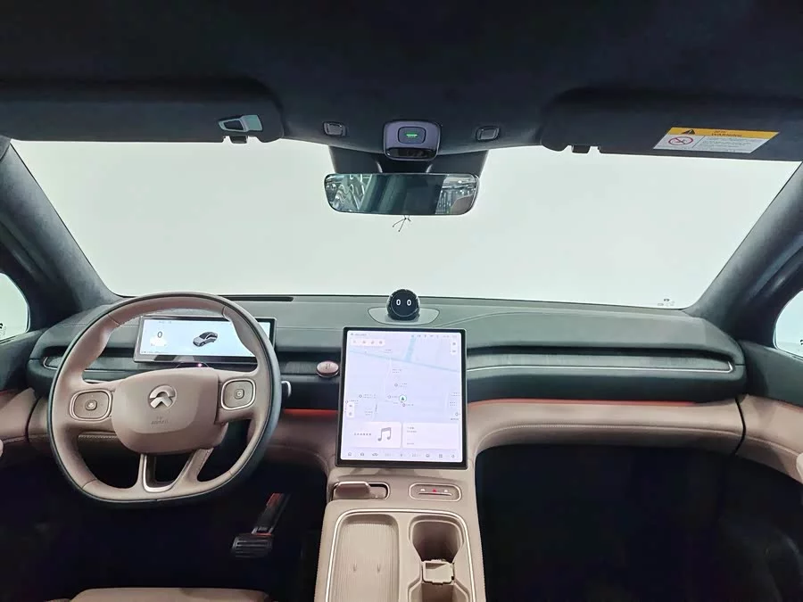 NIO EC6